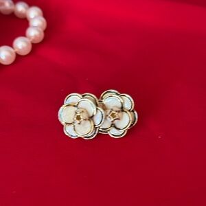 Designer-Inspired Elegant Floral Gold Earrings